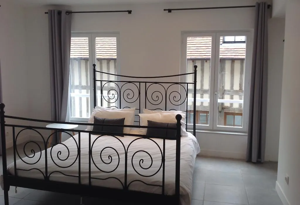 B&B Le Fond De La Cour-1